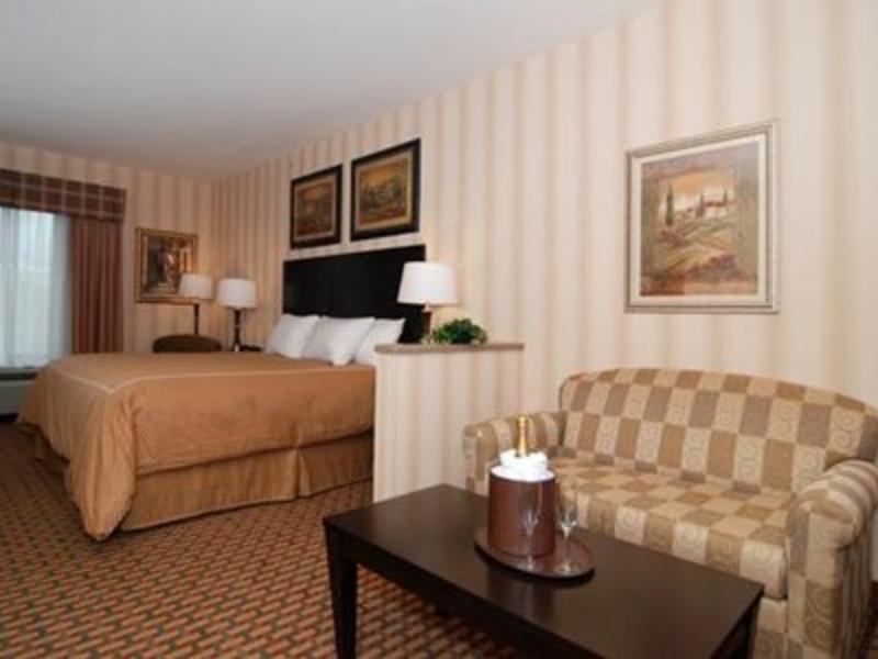 Comfort Suites Edinboro Eksteriør billede